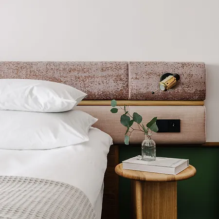 ホテル Puro Stare ポズナン